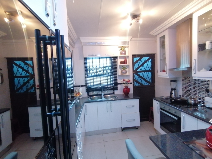 3 Bedroom Property for Sale in Jouberton North West